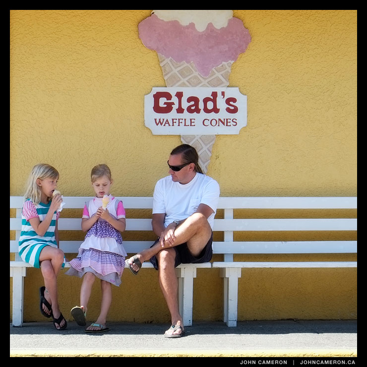 Morning ice cream at Glad's